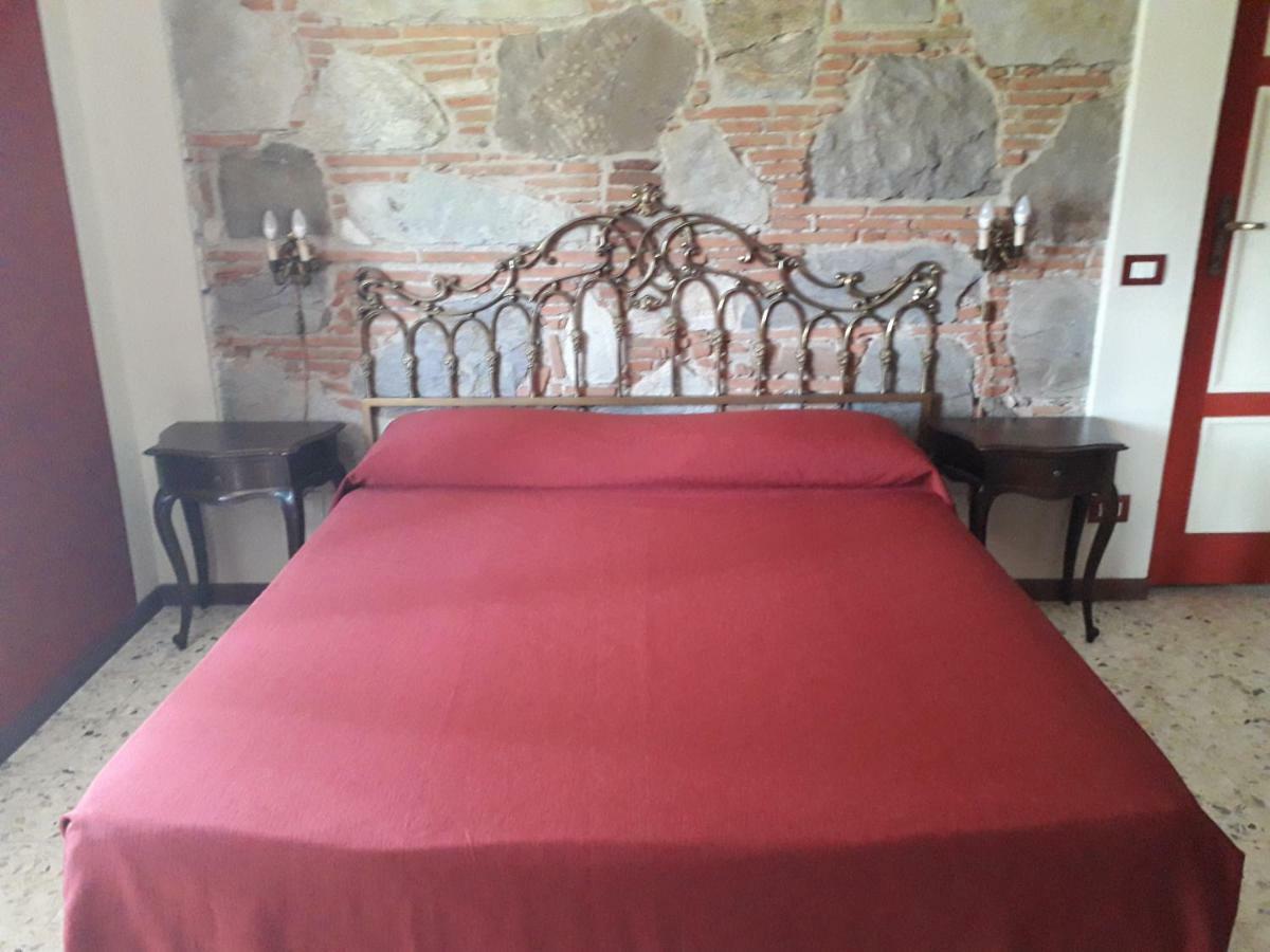 Apartment Casa De Servi Lucca